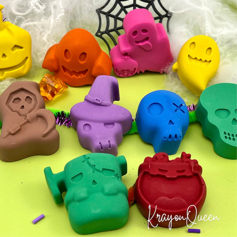 Halloween Personalized Crayon Party Favors for Kids - Spooky and Fun Birthday & Class Treats