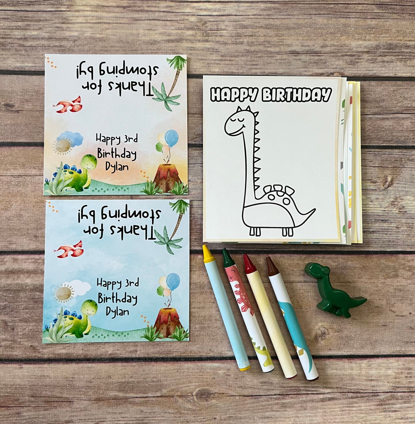 Personalized Dinosaur Mini Color Packs with dinosaur shaped Crayons - Perfect for birthday gifts and class favors - Colorful handmade crayon