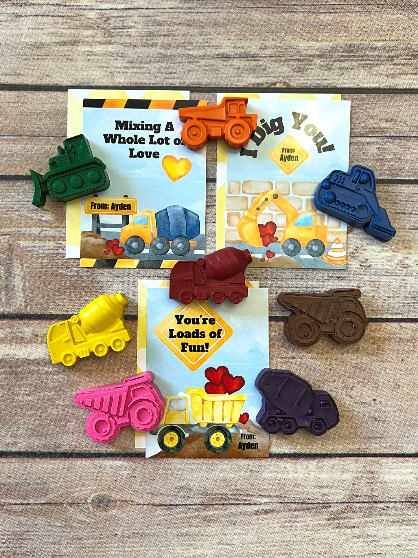 Construction Valentines Cards. Kids. Truck crayons. Class favors. Valentines Day. Kids class favors with crayons. Loads of fun.