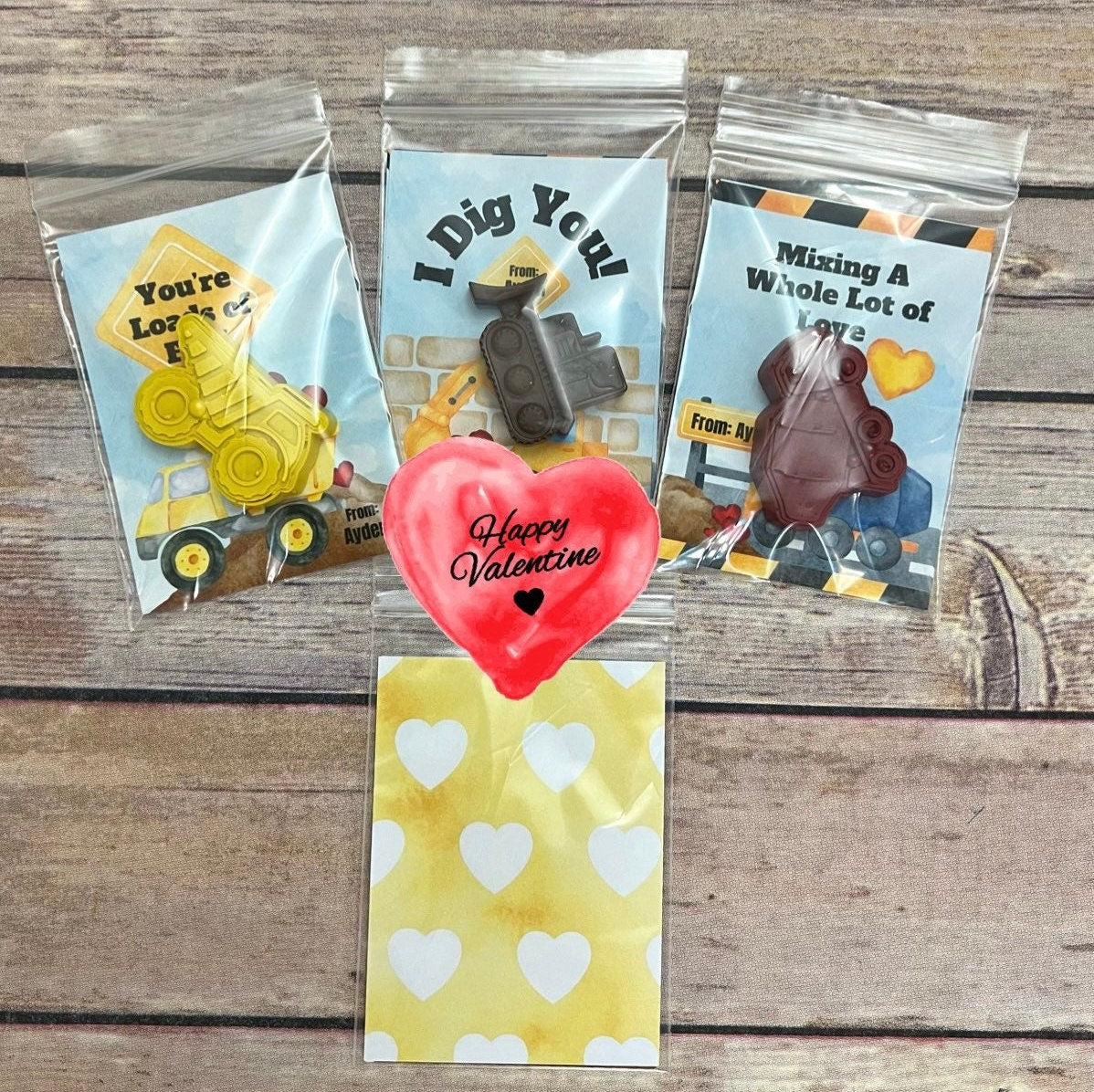 Construction Valentines Cards. Kids. Truck crayons. Class favors. Valentines Day. Kids class favors with crayons. Loads of fun.