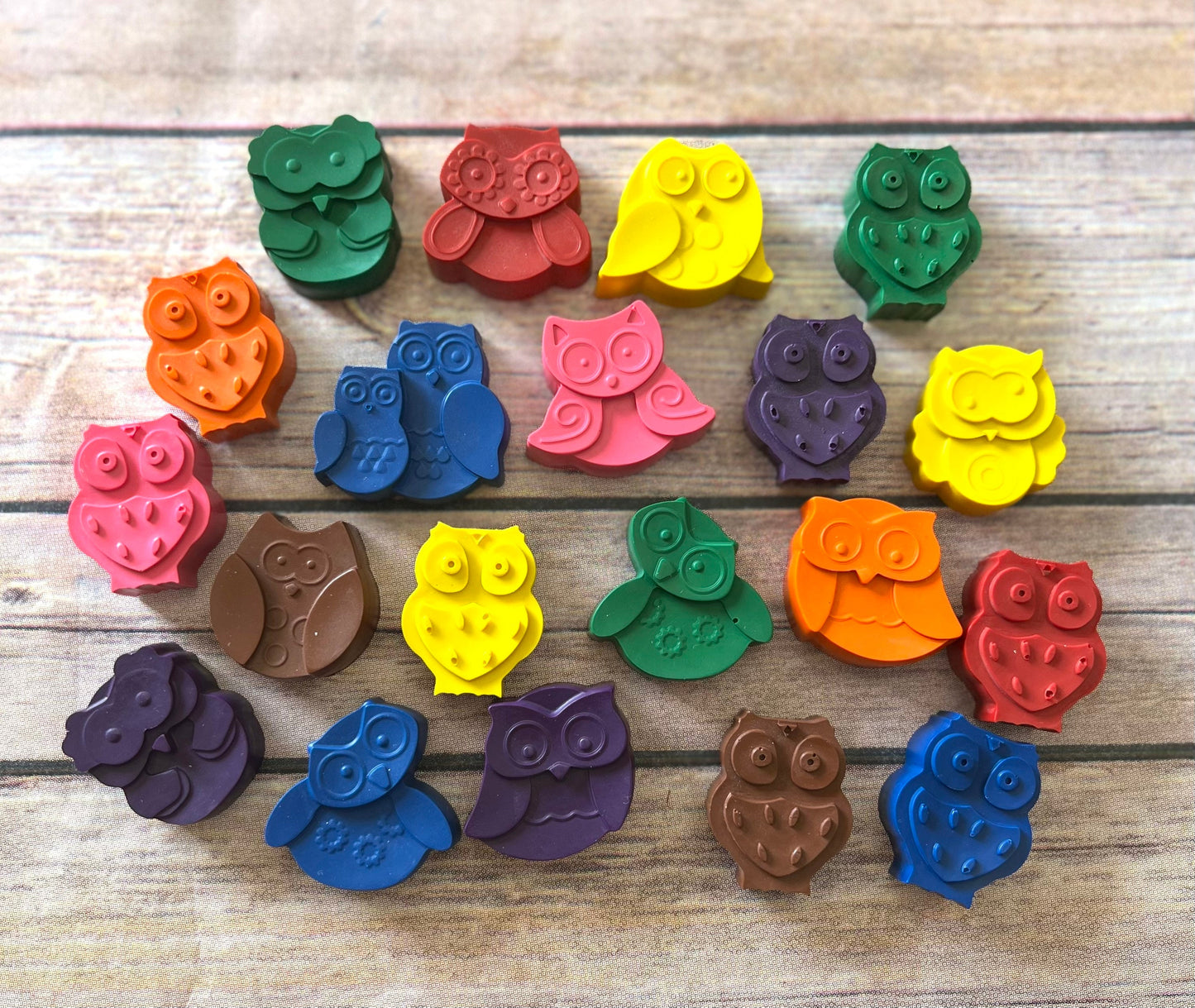 Owl Kids Birthday Favors. Owl crayons. Thank you favors. Owl birthday. Class favors. Gifts. Hoot.