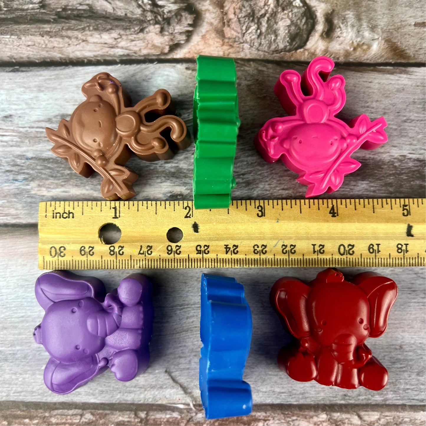 Safari Animal Crayons for Kids: Vibrant Colors, Perfect for Birthdays, Thank You Gifts, and Wild One Parties - Great for Gifting