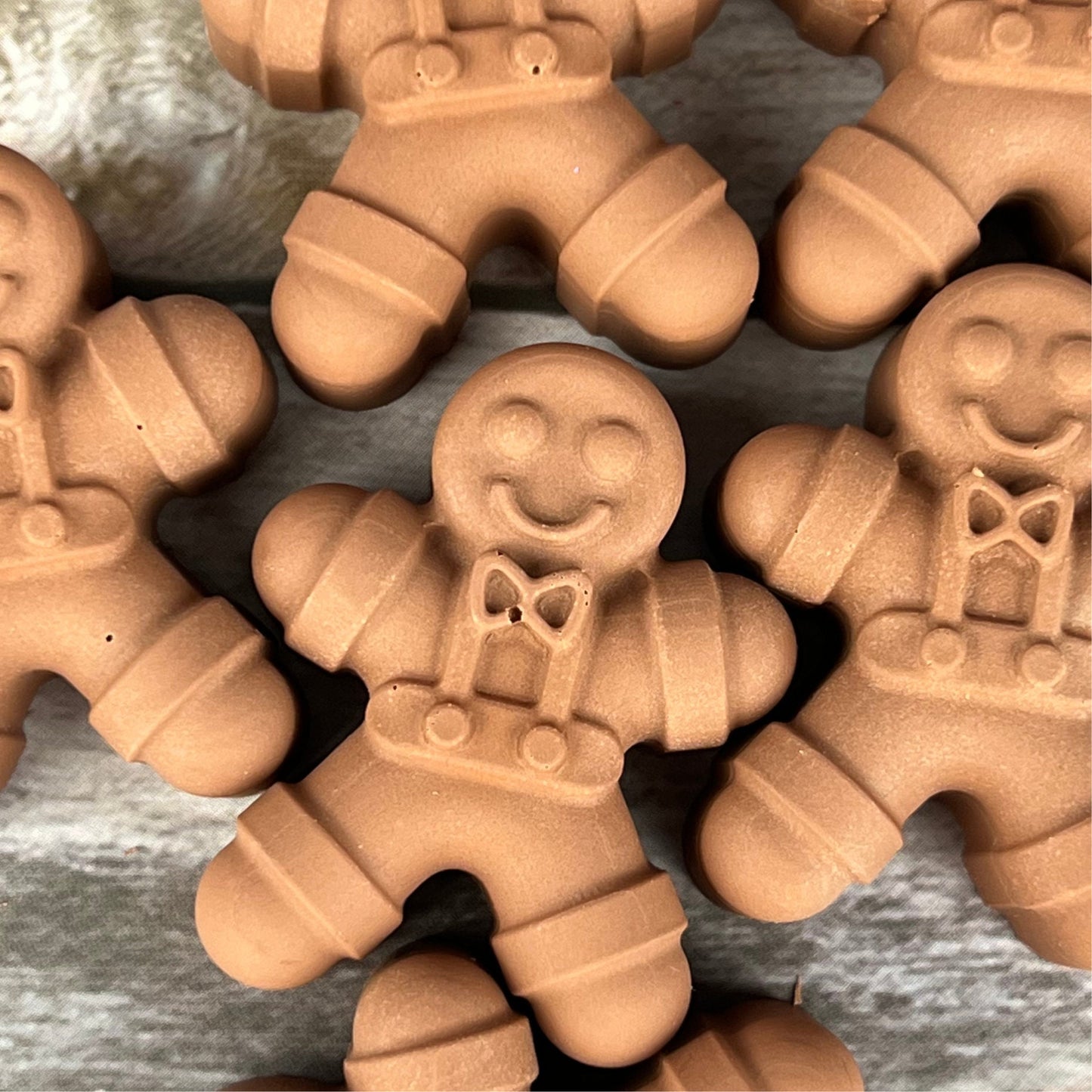 Gingerbread Man Shaped Crayons: Festive Stocking Stuffers, Class Favors, and Gifts for Kids