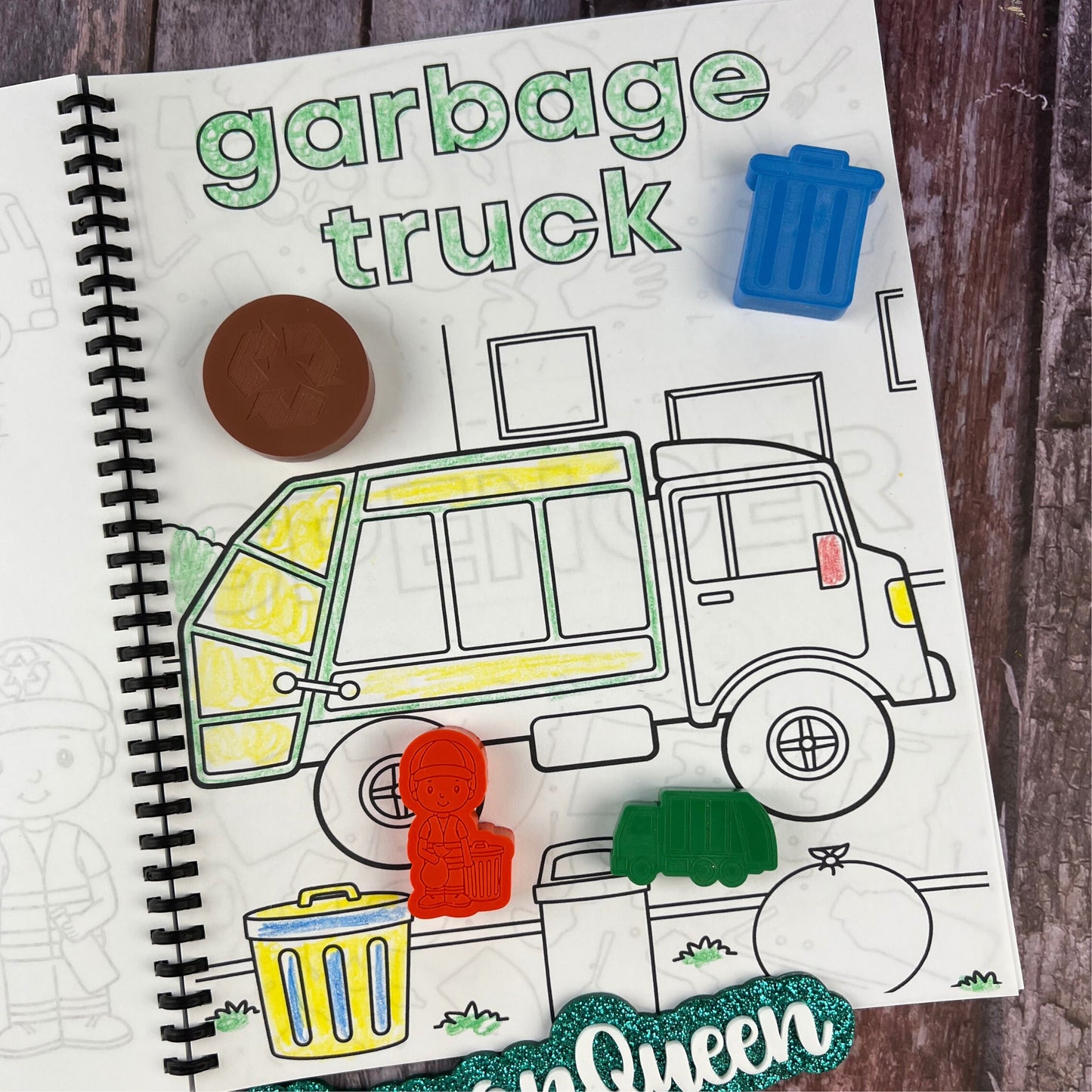 Personalized Garbage Truck Activity Books for Kids: Engaging Coloring Fun - Unique Gift Set with Garbage Truck Crayon Set